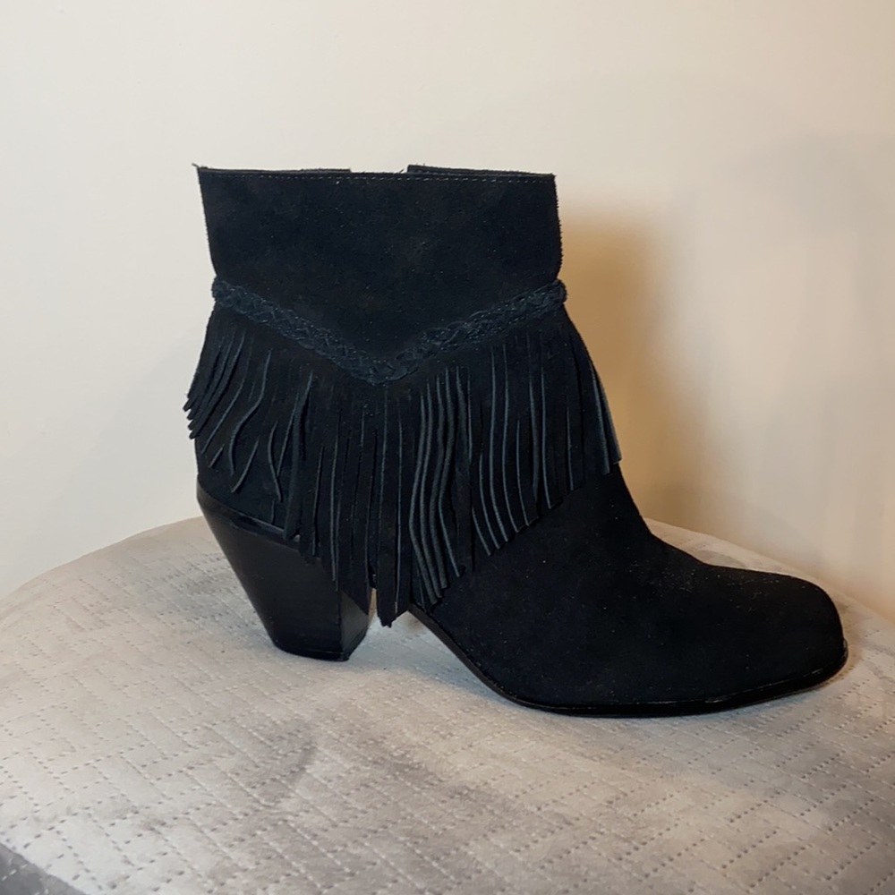 Gianni Bini Shoes | Suede Fringed, New Bootie | Black | Size: 8.5